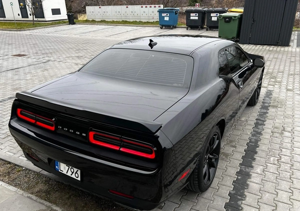 Dodge Challenger cena 120000 przebieg: 192000, rok produkcji 2017 z Lublin małe 46